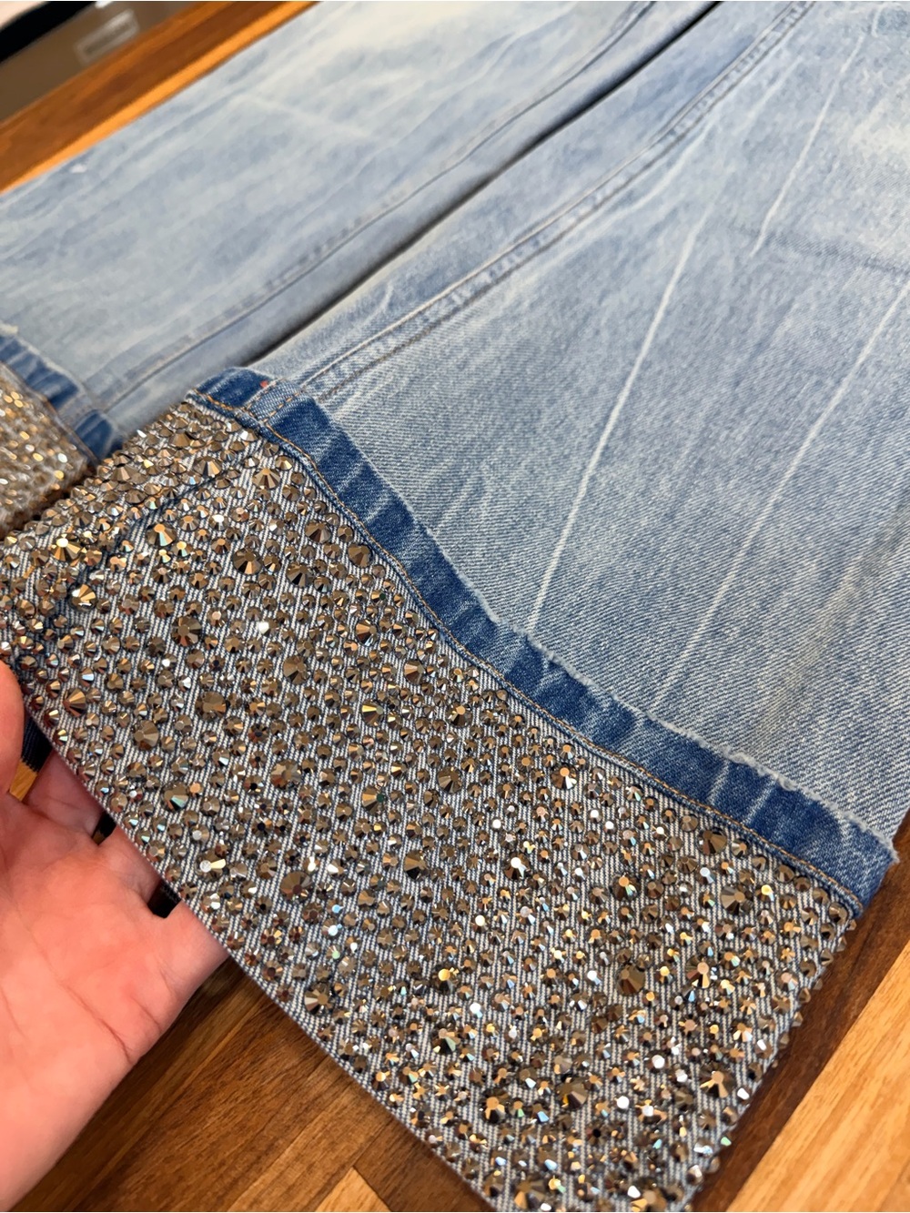 NWT - Alice + Olivia High Rise Embellished Straight Jeans Weezy in Brooklyn Blue - Picture 5 of 16